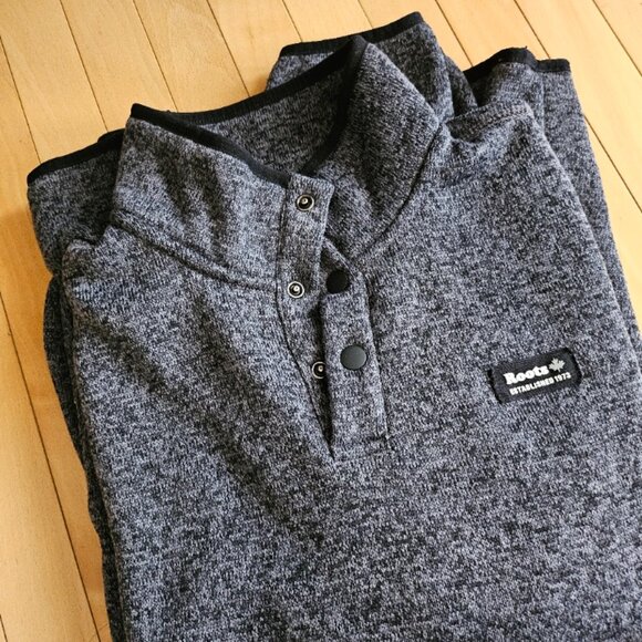 Roots Button Up Sweater Pullover - Picture 1 of 4